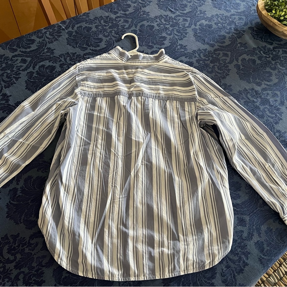 J. Crew Popover Shirt - Picture 3 of 6